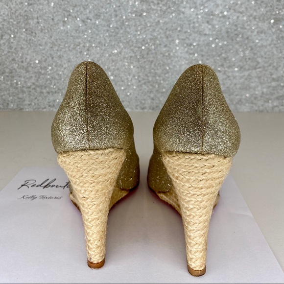 ❤️SOLD Christian Louboutin Gold Glitter Wedge - Picture 5 of 8